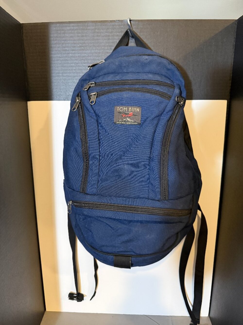 Tom Bihn Synapse Backpack Navy Blue Wasabi Grid Classic Label
